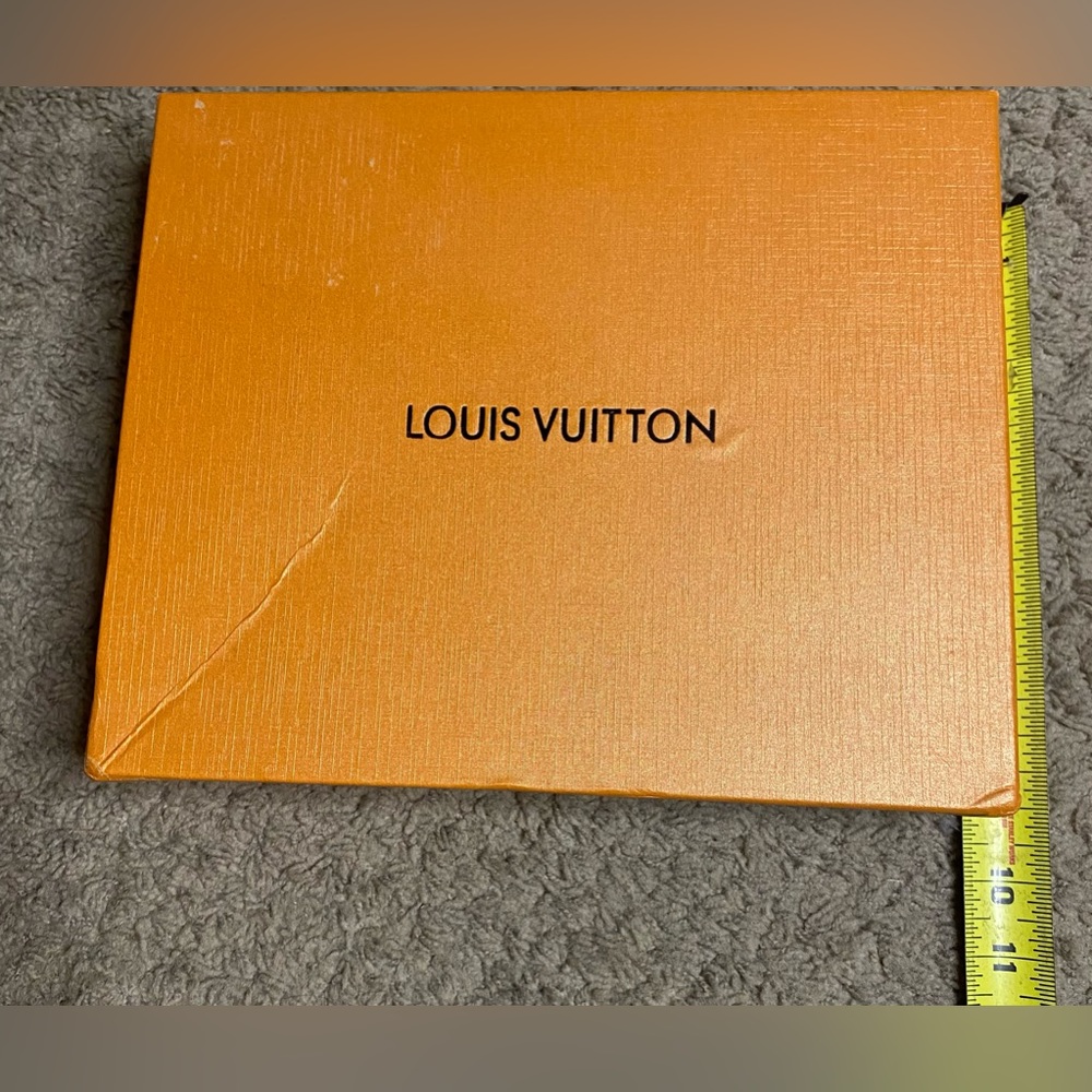 Louis Vuitton Empty box with paper and dust bag, see pics for measurements